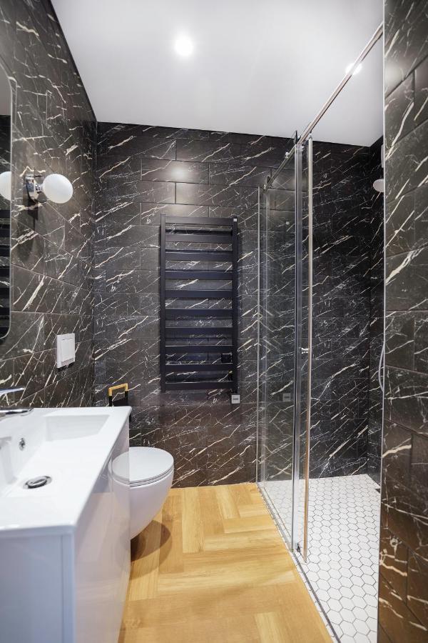 Exclusive Oldnew Apartments In City Center Panevėžys Buitenkant foto